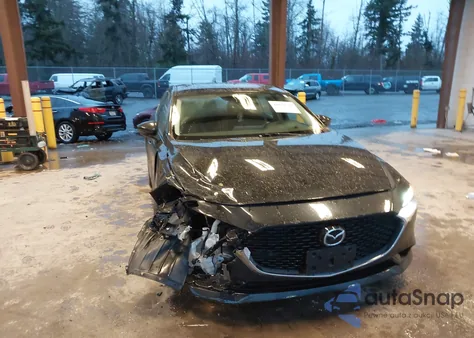 2020 Mazda Mazda3 Premium Package z USA, uszkodzony, nr VIN 3MZBPBEM5LM133329